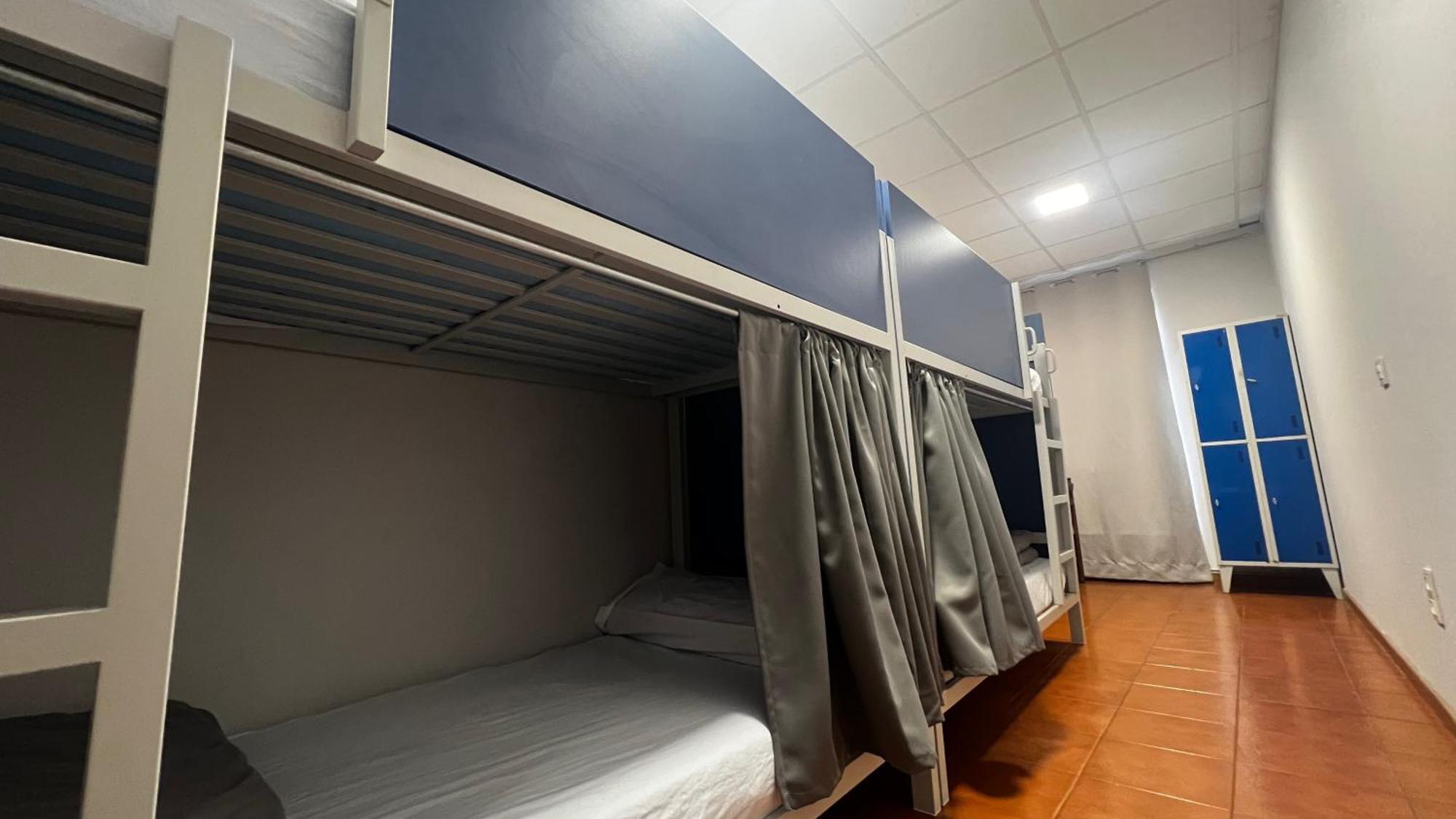Albergue La Estacion يانس المظهر الخارجي الصورة