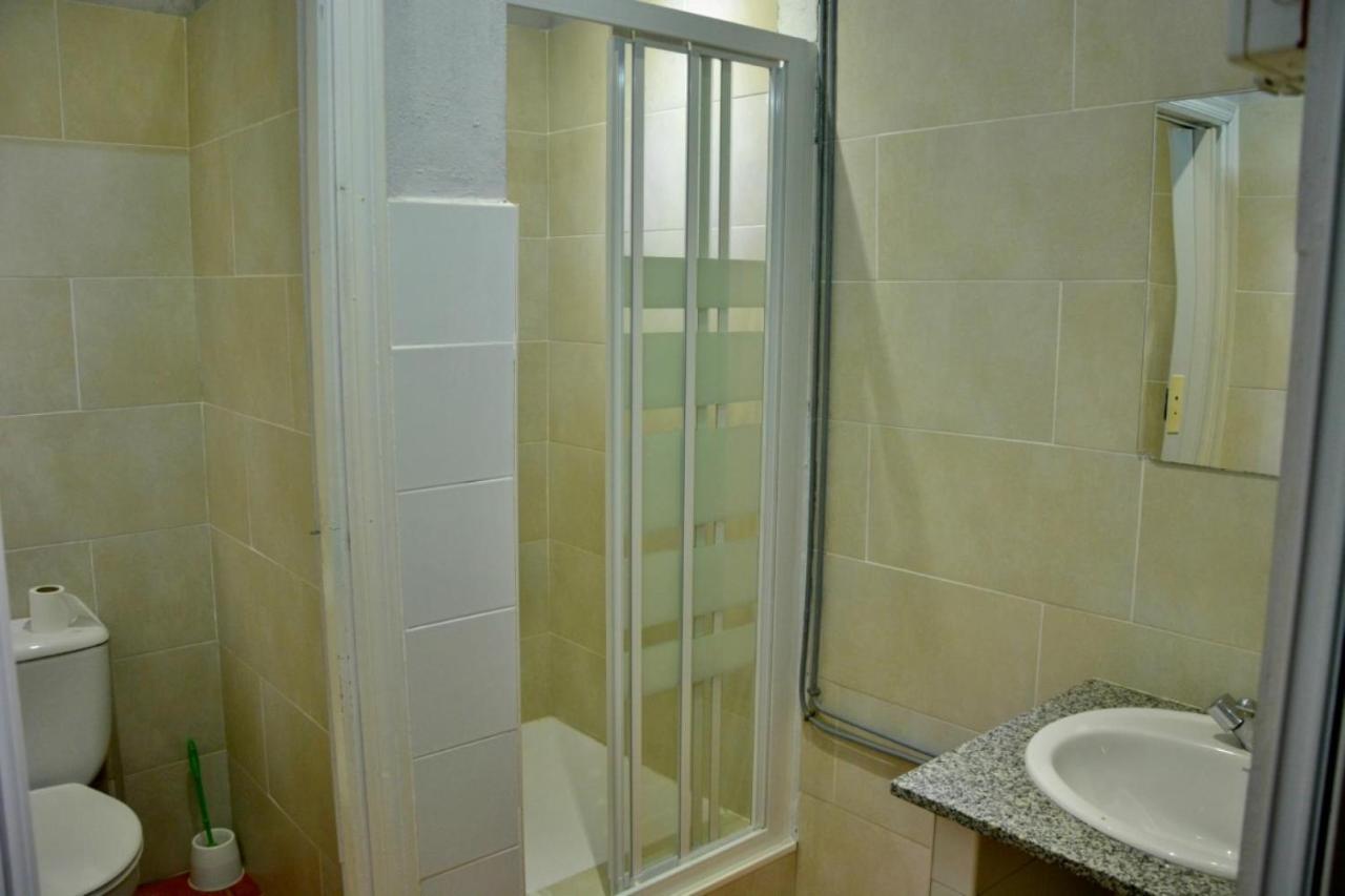 Albergue La Estacion يانس المظهر الخارجي الصورة